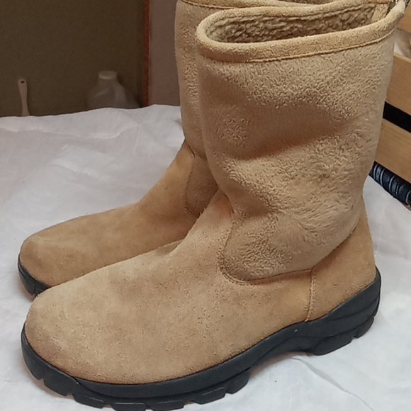 Lands end tan women's winter boots size 8.5 - Picture 2 of 9